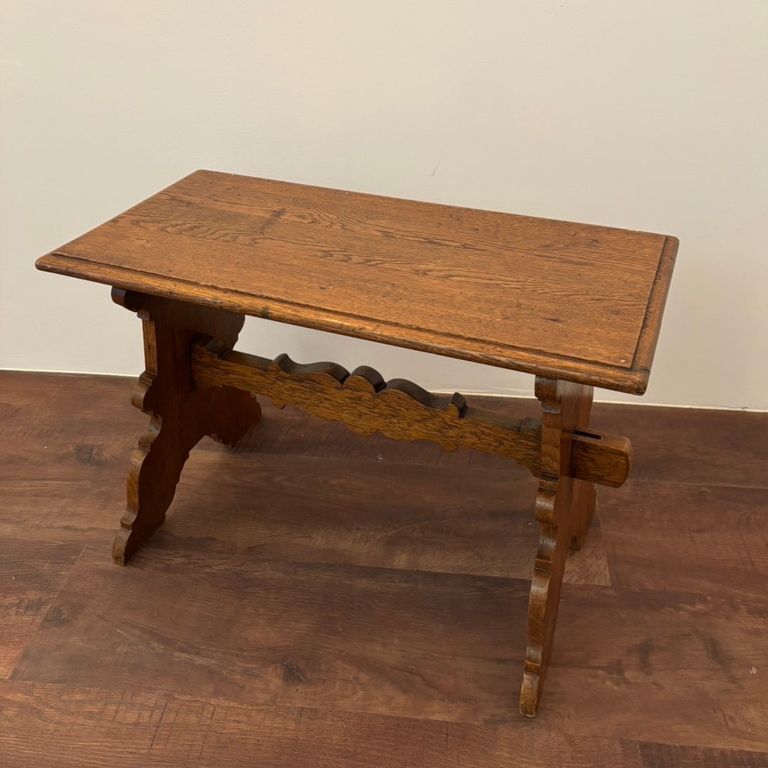 クラシックサイドテーブル / 木製 / ヴィンテージ